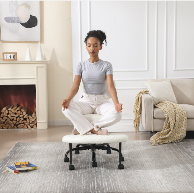 Cross Legged Chair D18